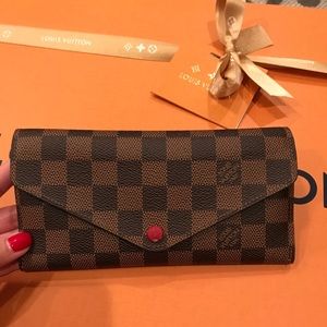 Louis Vuitton Josephine Wallet